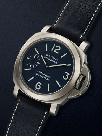 PANERAI, LIMITED EDITION TITANIUM 'LUMINOR AMERIGO VESPUCCI', REF. PAM82 - Foto 2