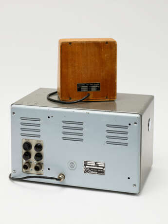 ZENITH, LOT OF 2 CLOCKS, INCLUDING A MASTER CLOCK REF. HQR1 - фото 2