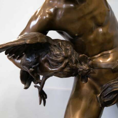 Boy with Roosters Paul CHEVRE Patinated bronze 19th century - photo 3
