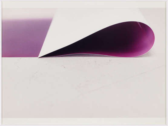 Wolfgang Tillmans. paper drop (Krishnamurti) II - photo 1