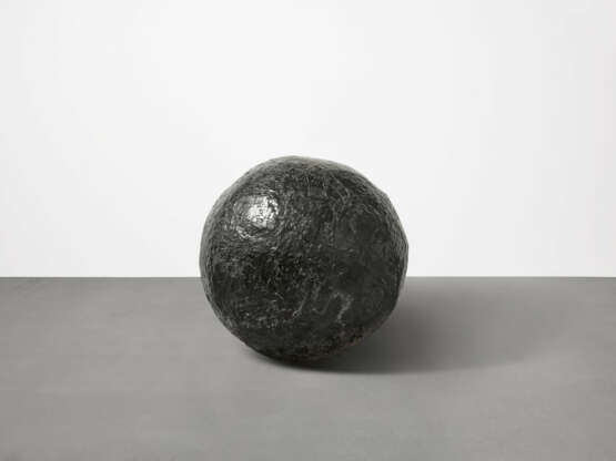Fiona Banner. Elephant - photo 1