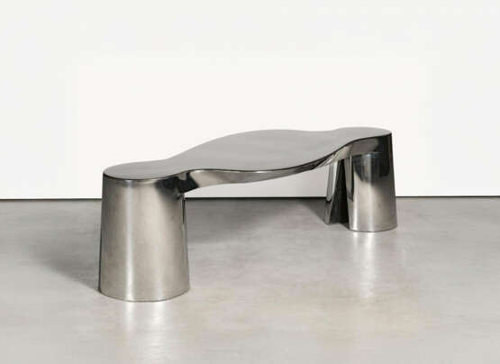 Ron Arad. Two Legs and a Table - photo 1