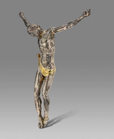 A PARCEL-GILT AND SILVERED BRONZE CORPUS - photo 3