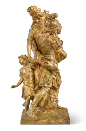 A GILT-BRONZE FIGURE GROUP OF AENEAS CARRYING ANCHISES FROM BURNING TROY - photo 2