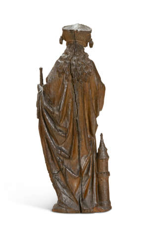 A CARVED OAK FIGURE OF SAINT BARBARA - photo 6