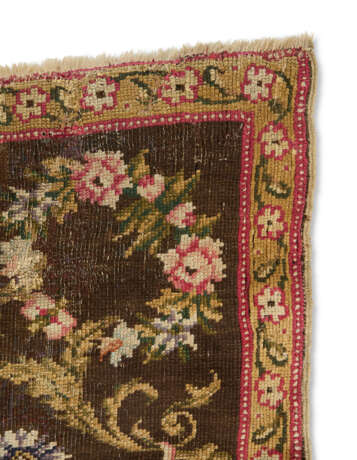 A GEORGE III AXMINSTER CARPET - photo 5