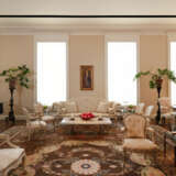 A SET OF FOUR EARLY GEORGE III CREAM-PAINTED ARMCHAIRS - photo 4