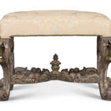 A WILLIAM AND MARY CARVED AND SILVERED STOOL - photo 4