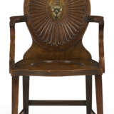 A SET OF FOUR GEORGE III POLYCHROME-DECORATED MAHOGANY HALL CHAIRS - photo 4