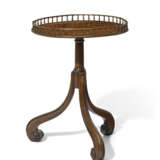 A GEORGE III MAHOGANY CIRCULAR TRIPOD CENTER TABLE - photo 4