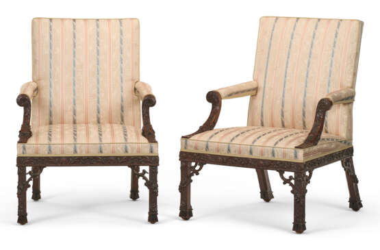 A PAIR OF EARLY GEORGE III MAHOGANY ARMCHAIRS - Foto 1 A PAIR OF EARLY GEORGE III MAHOGANY ARMCHAIRS - Foto 1