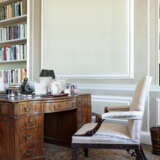 A VICTORIAN MAHOGANY PARTNERS' DESK - Foto 3