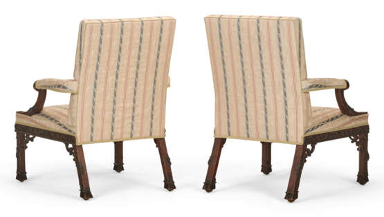 A PAIR OF EARLY GEORGE III MAHOGANY ARMCHAIRS - Foto 8 A PAIR OF EARLY GEORGE III MAHOGANY ARMCHAIRS - Foto 8