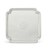 A GEORGE II SILVER SALVER - Foto 1