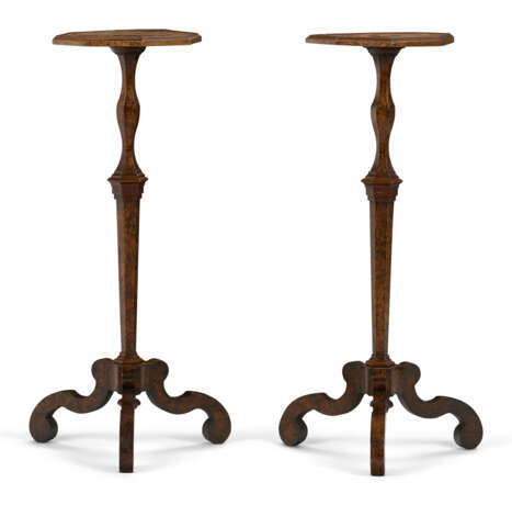A PAIR OF WILLIAM AND MARY STAINED FIELD MAPLE AND BURR WALNUT CANDLESTANDS - photo 1 A PAIR OF WILLIAM AND MARY STAINED FIELD MAPLE AND BURR WALNUT CANDLESTANDS - photo 1