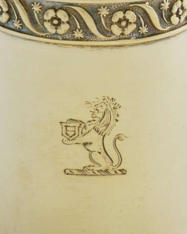 A SET OF SIX GEORGE III SILVER-GILT BEAKERS - photo 2 A SET OF SIX GEORGE III SILVER-GILT BEAKERS - photo 2