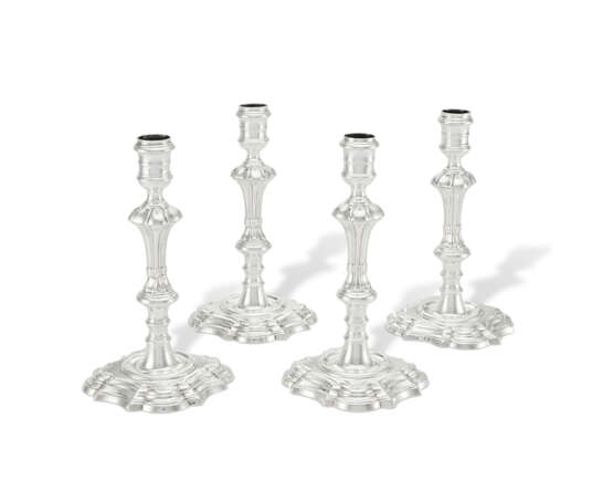 A SET OF FOUR GEORGE II IRISH SILVER CANDLESTICKS - photo 1 A SET OF FOUR GEORGE II IRISH SILVER CANDLESTICKS - photo 1