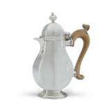 A GEORGE I SILVER HOT MILK JUG - photo 1