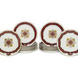 FOURTEEN RUSSIAN PORCELAIN DINNER PLATES FROM THE SERVICE OF THE ORDER OF ST. VLADIMIR - photo 1