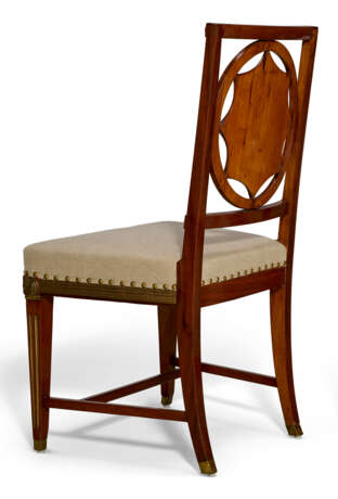 A RUSSIAN BRASS-MOUNTED MAHOGANY SIDE CHAIR - photo 3