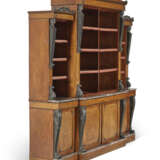 A REGENCY PATINATED-METAL MOUNTED FIGURED MAHOGANY AND PARCEL-BRONZED BREAKFRONT BOOKCASE - фото 3