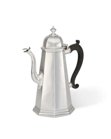 A GEORGE I SILVER COFFEE POT - photo 1