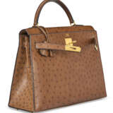 A MARRON OSTRICH SELLIER KELLY 32 WITH GOLD HARDWARE - photo 2