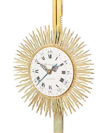 A LOUIS XV GILT-BRASS AND GILTWOOD SUNBURST RACK TIMEPIECE CLOCK - фото 2