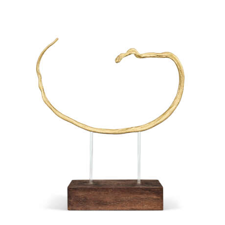 A GILT-BRONZE MODEL OF A SNAKE - photo 2