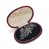 LATE 19TH CENTURY DIAMOND FLORAL SPRAY BROOCH - Foto 2