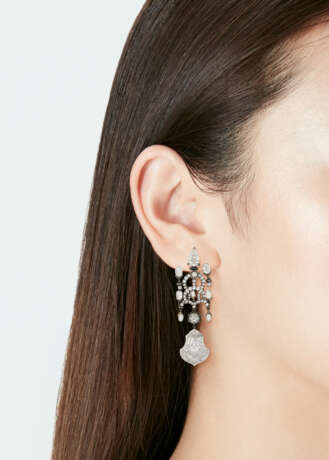 VICTOIRE DE CASTELLANE FOR DIOR 'À VERSAILLES' DIAMOND EARRINGS - photo 3