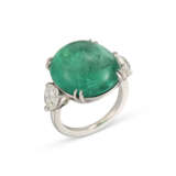 EMERALD AND DIAMOND RING - Foto 1