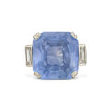 ART DECO SAPPHIRE AND DIAMOND RING - photo 2