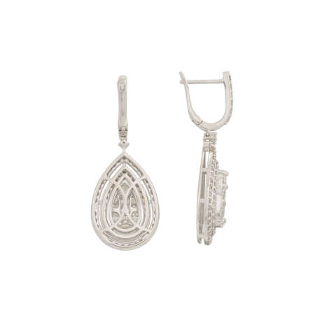 ILLUSION-SET DIAMOND EARRINGS - photo 2