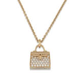 HERMÈS DIAMOND 'AMULETTES BIRKIN' NECKLACE AND BRACELET AND BLACK JADE 'AMULETTES CONSTANCE' NECKLACE - photo 5