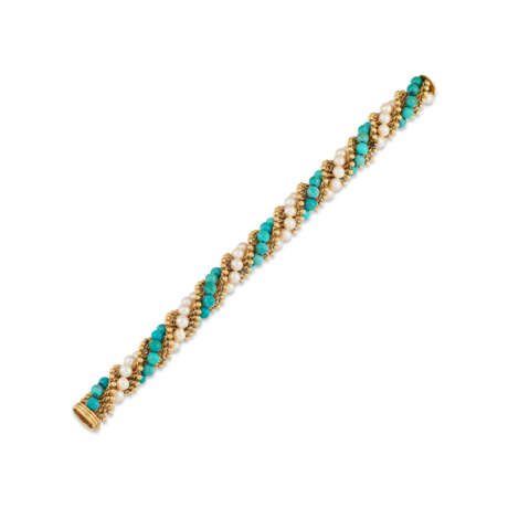 VAN CLEEF & ARPELS TURQUOISE AND CULTURED PEARL 'TWIST' BRACELET - photo 1