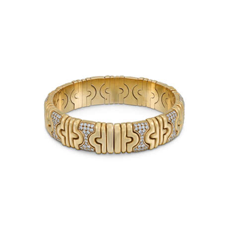 BULGARI DIAMOND 'PARENTESI' BRACELET - photo 3
