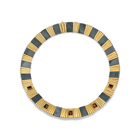BULGARI HEMATITE AND DIAMOND 'PARENTESI' NECKLACE - photo 3