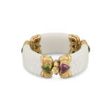 BULGARI 'CHANDRA' PORCELAIN, TOURMALINE AND PERIDOT BRACELET AND EARRINGS - Foto 5