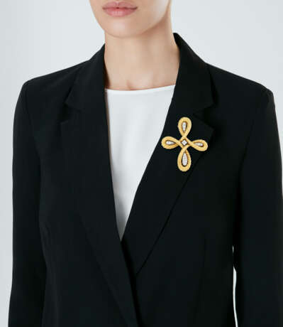 VAN CLEEF & ARPELS DIAMOND PENDANT/BROOCH - Foto 3