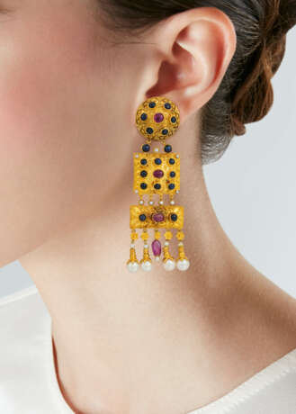 LALAOUNIS GEM SET AND PEARL 'BYZANTINE' EARRINGS - photo 3