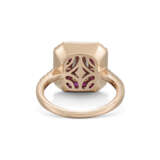 ILLUSION-SET RUBY AND DIAMOND RING - photo 3