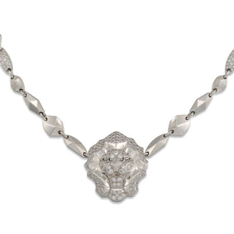 CHANEL ‘SOUS LA SIGNE DU LION’ DIAMOND NECKLACE - Foto 2