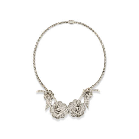 MID 20TH CENTURY DIAMOND FLORAL DOUBLE CLIP BROOCH/NECKLACE - фото 4