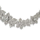 MID 20TH CENTURY DIAMOND FLOWER NECKLACE - photo 2