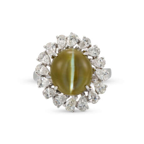 CAT'S EYE CHRYSOBERYL AND DIAMOND RING - photo 2