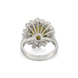 CAT'S EYE CHRYSOBERYL AND DIAMOND RING - photo 3