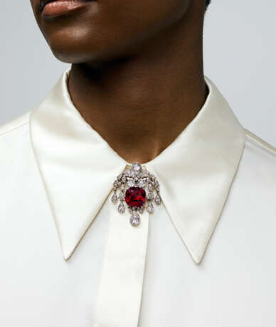 SPINEL AND DIAMOND BROOCH/PENDANT, FIRST QUARTER OF THE 20TH CENTURY - photo 5