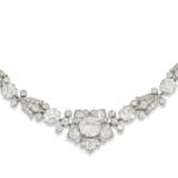 AN ELEGANT DIAMOND NECKLACE, FIRST HALF OF THE 20TH CENTURY - photo 4