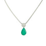 . Emerald-Diamond-Pendant-Necklace - фото 1